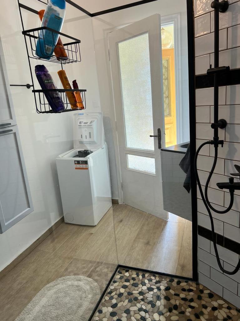 άλμα - Spacious Boutique At The Center Apartment
