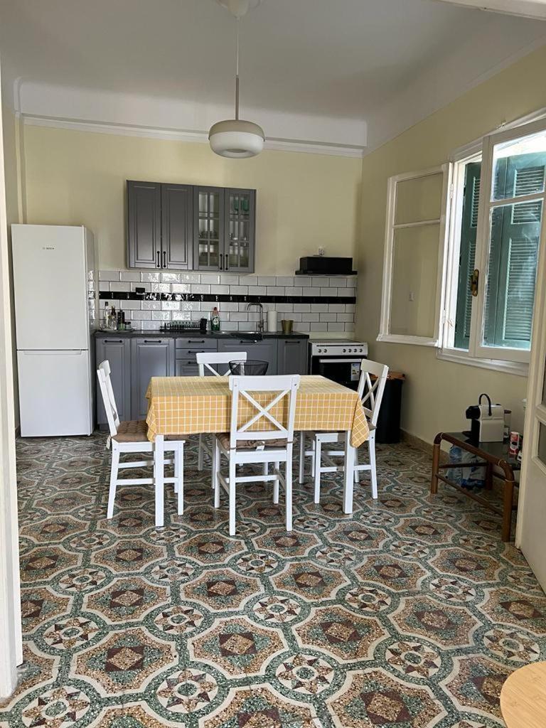 Apartment άλμα - Spacious Boutique At The Center *