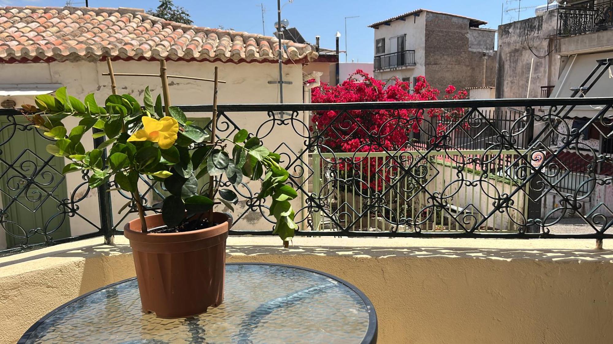 άλμα - Spacious Boutique At The Center Apartment Kalamata
