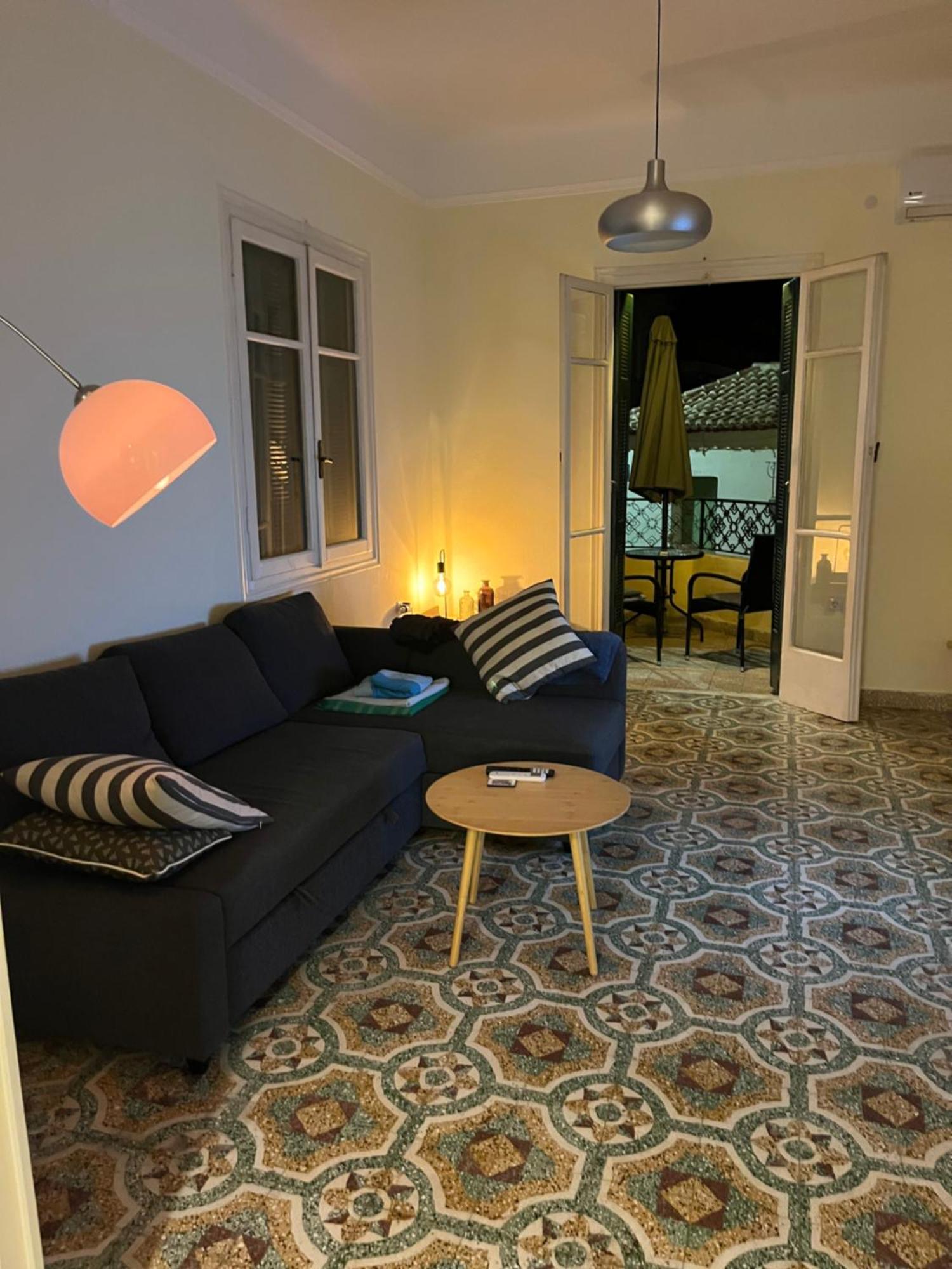 άλμα - Spacious Boutique At The Center Apartment *