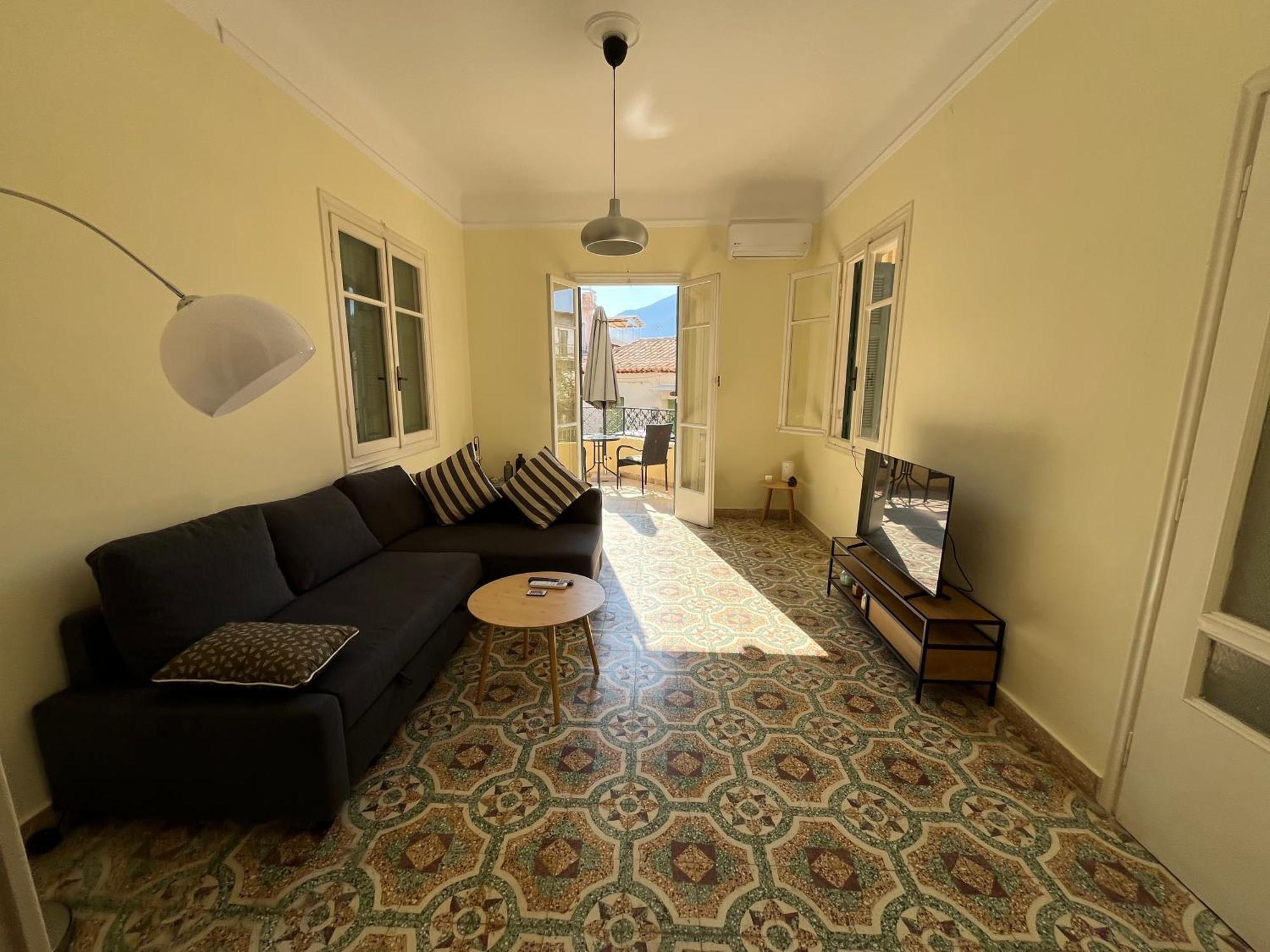 άλμα - Spacious Boutique At The Center Apartment