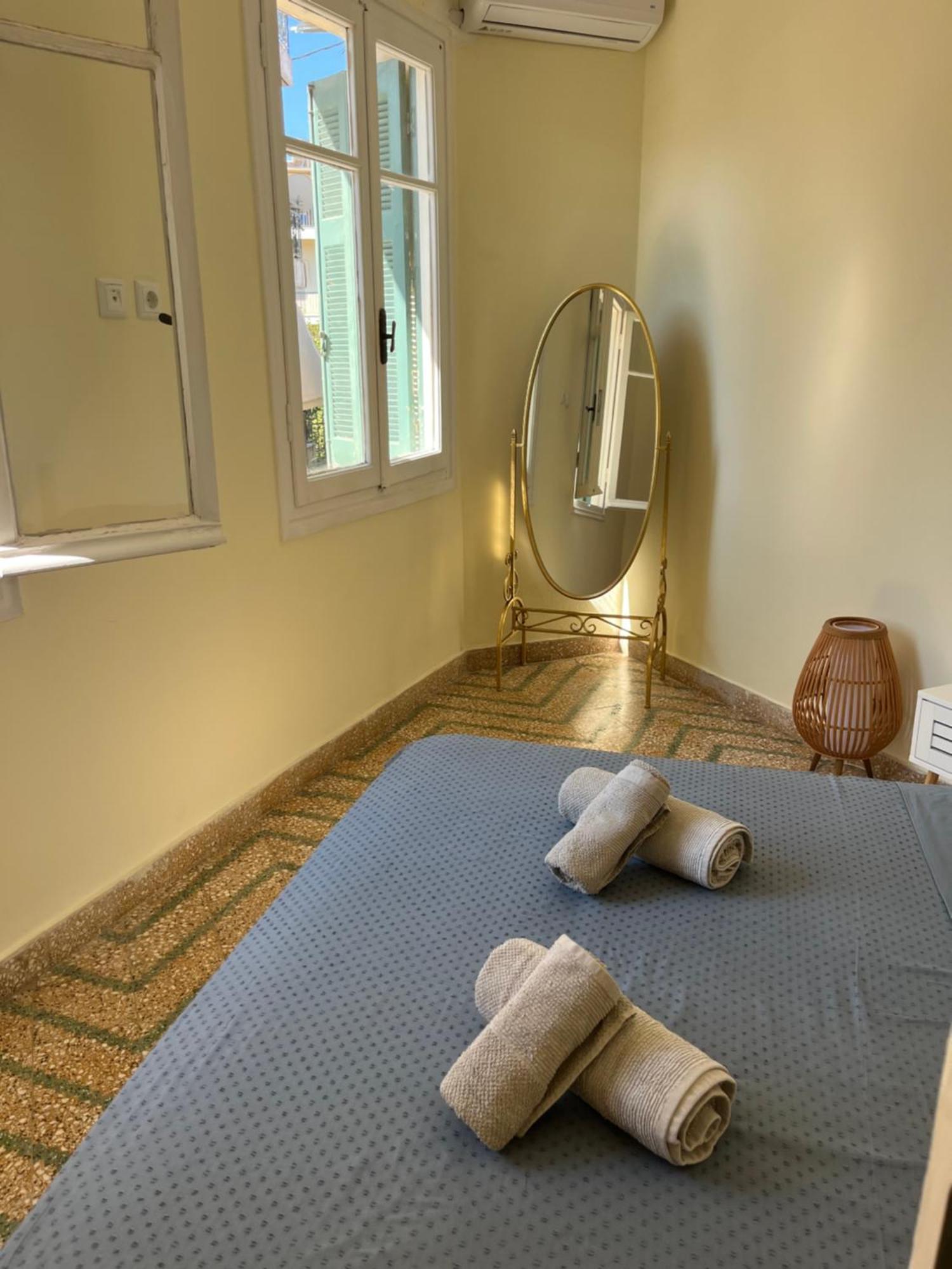 άλμα - Spacious Boutique At The Center Apartment Kalamata