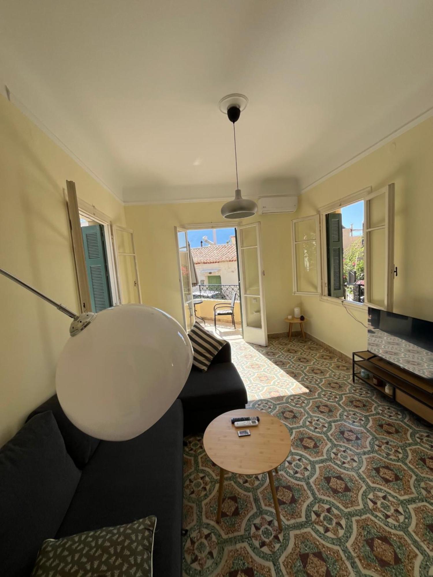 άλμα - Spacious Boutique At The Center